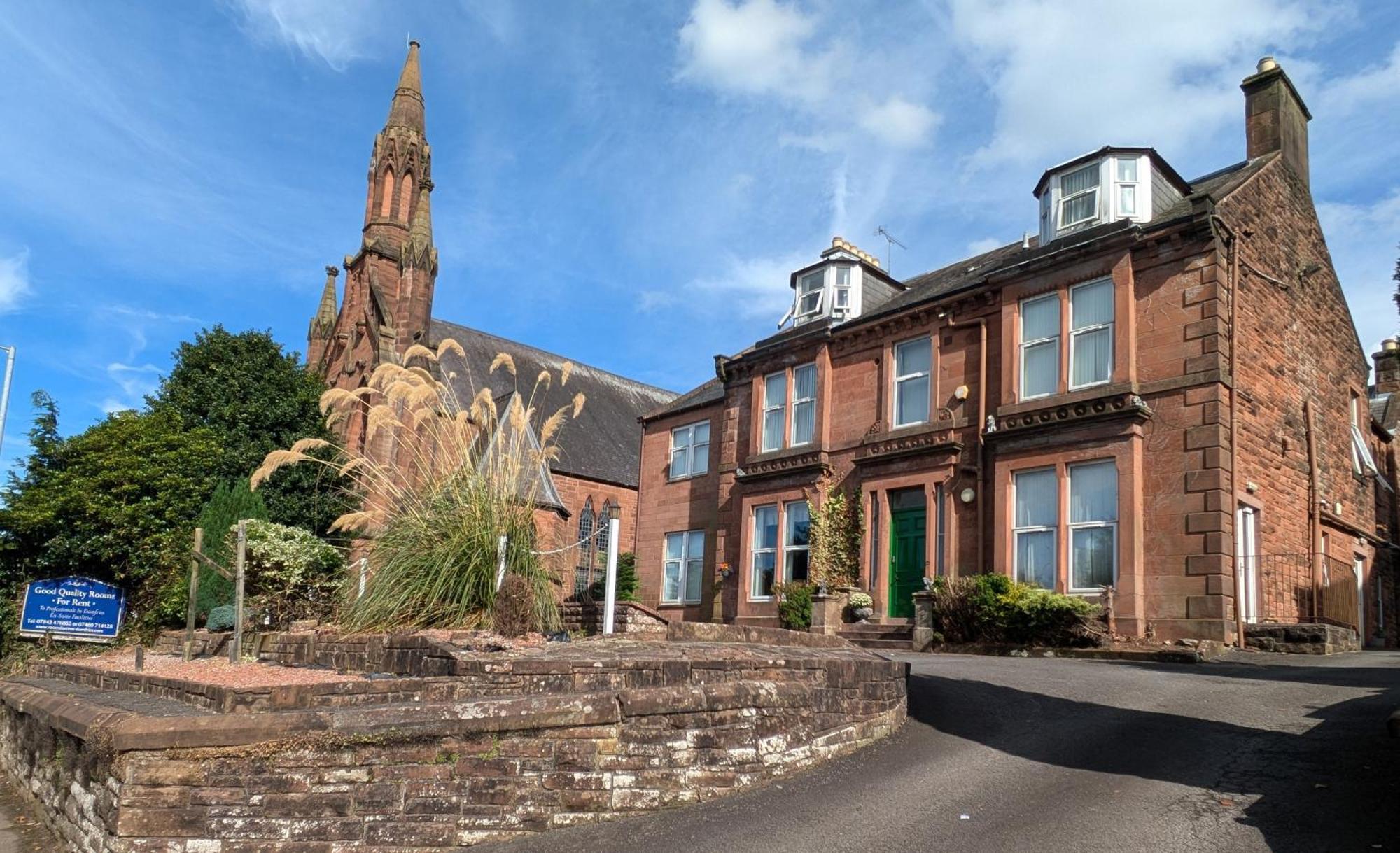 Hollybank - Ensuite Room & Use Of Large Shared Kitchen Dumfries Exterior photo