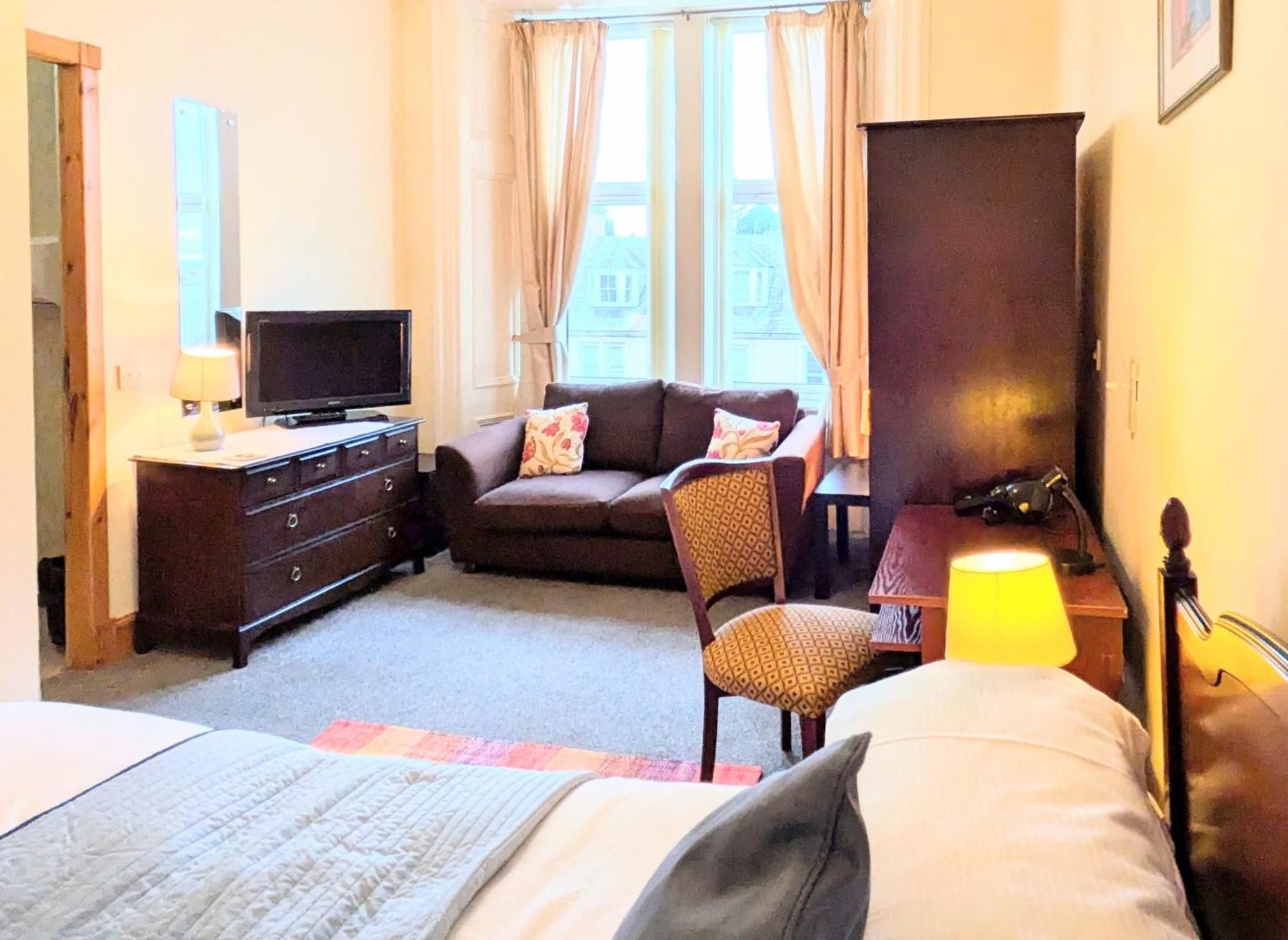 Hollybank - Ensuite Room & Use Of Large Shared Kitchen Dumfries Exterior photo